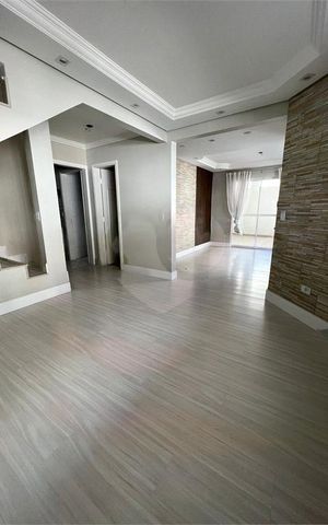 Casa à venda com 127m², 3 quartos e 2 vagas