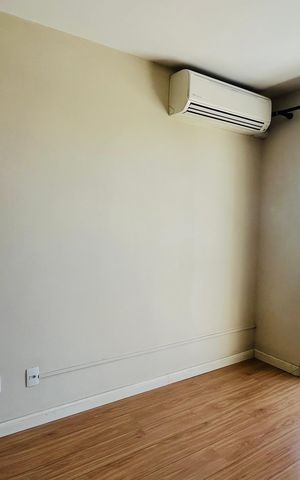 Apartamento à venda com 74m², 3 quartos e 2 vagas Apartamento à venda com 74m², 3 quartos e 2 vagasSala