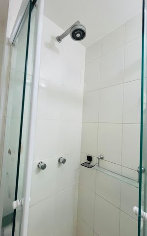 Apartamento à venda com 74m², 3 quartos e 2 vagas Apartamento à venda com 74m², 3 quartos e 2 vagasBanheiro social