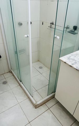 Apartamento à venda com 74m², 3 quartos e 2 vagas Apartamento à venda com 74m², 3 quartos e 2 vagasBanheiro da Suíte