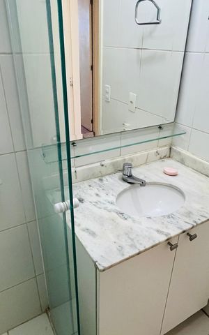 Apartamento à venda com 74m², 3 quartos e 2 vagas Apartamento à venda com 74m², 3 quartos e 2 vagasBanheiro social