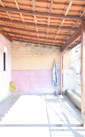 Casa à venda com 250m², 4 quartos e 2 vagasVaranda Suíte 