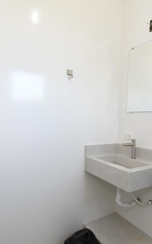 Casa à venda com 166m², 3 quartos e 4 vagasSuíte 2