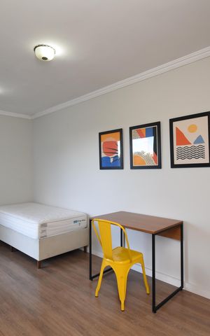 Casa à venda com 166m², 3 quartos e 4 vagasSuíte 2