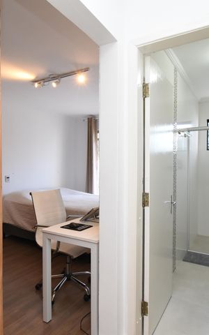 Casa à venda com 166m², 3 quartos e 4 vagasSuíte