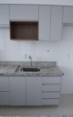 Apartamento para alugar com 76m², 3 quartos e 2 vagas