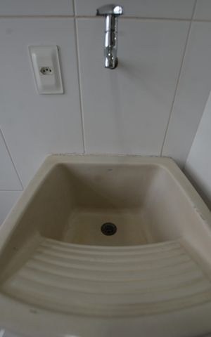 Apartamento à venda com 78m², 2 quartos e 1 vagaÁrea de Serviço
