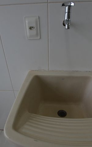 Apartamento à venda com 78m², 2 quartos e 1 vagaÁrea de Serviço