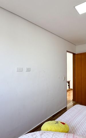 Casa à venda com 223m², 4 quartos e 6 vagas Casa à venda com 223m², 4 quartos e 6 vagasQuarto 2