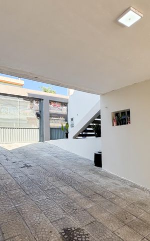 Casa à venda com 223m², 4 quartos e 6 vagas Casa à venda com 223m², 4 quartos e 6 vagasGaragem