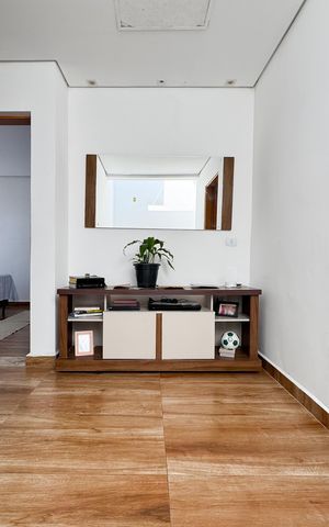 Casa à venda com 223m², 4 quartos e 6 vagas Casa à venda com 223m², 4 quartos e 6 vagasAcesso - Quartos