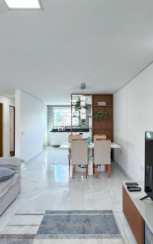 Casa à venda com 223m², 4 quartos e 6 vagas Casa à venda com 223m², 4 quartos e 6 vagasSala