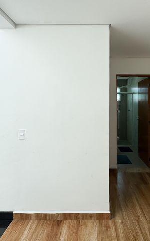 Casa à venda com 223m², 4 quartos e 6 vagas Casa à venda com 223m², 4 quartos e 6 vagasAcesso - Quartos