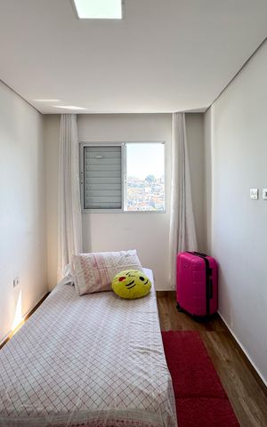 Casa à venda com 223m², 4 quartos e 6 vagas Casa à venda com 223m², 4 quartos e 6 vagasQuarto 2