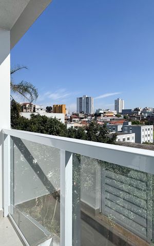 Casa à venda com 223m², 4 quartos e 6 vagas Casa à venda com 223m², 4 quartos e 6 vagasSacada - Suíte 1