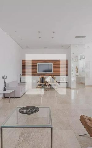 Apartamento à venda com 140m², 3 quartos e 2 vagas Apartamento à venda com 140m², 3 quartos e 2 vagasÁrea comum - Salão de festas