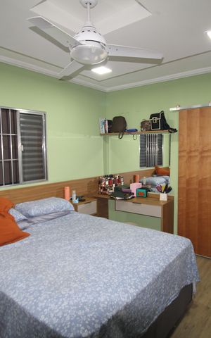 Casa à venda com 600m², 2 quartos e 2 vagasQuarto 1