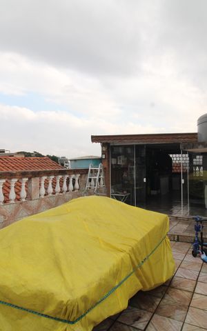 Casa à venda com 600m², 2 quartos e 2 vagasÁrea de Serviço