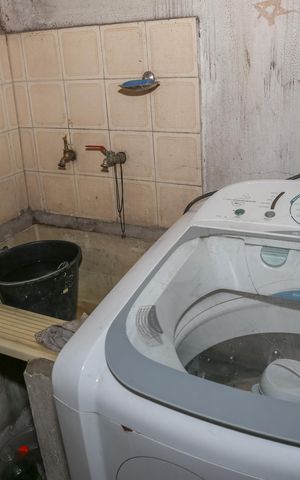 Casa de condomínio à venda com 90m², 2 quartos e 1 vaga Casa de condomínio à venda com 90m², 2 quartos e 1 vagaÁrea de Serviço