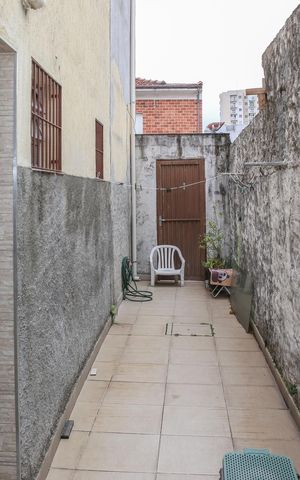 Casa de condomínio à venda com 90m², 2 quartos e 1 vaga Casa de condomínio à venda com 90m², 2 quartos e 1 vagaCorredor externo