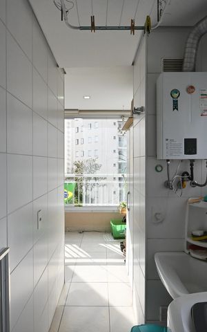 Apartamento à venda com 82m², 3 quartos e 1 vagaÁrea de Serviço 