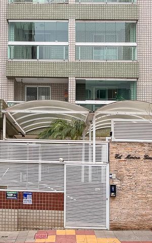 Apartamento à venda com 161m², 3 quartos e 3 vagasFachada + plaquinha