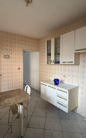 Casa à venda com 130m², 4 quartos e 2 vagas Casa à venda com 130m², 4 quartos e 2 vagasCozinha