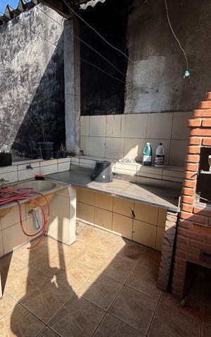 Casa à venda com 130m², 4 quartos e 2 vagas Casa à venda com 130m², 4 quartos e 2 vagasÁrea de Serviço