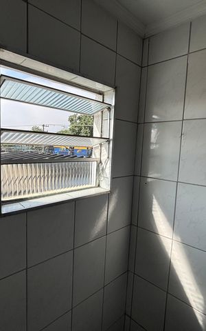 Casa à venda com 130m², 4 quartos e 2 vagas Casa à venda com 130m², 4 quartos e 2 vagasBanheiro da Suíte 1