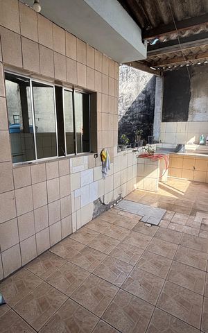 Casa à venda com 130m², 4 quartos e 2 vagas Casa à venda com 130m², 4 quartos e 2 vagasÁrea de Serviço