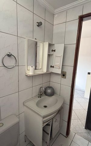 Casa à venda com 130m², 4 quartos e 2 vagas Casa à venda com 130m², 4 quartos e 2 vagasBanheiro da Suíte 1