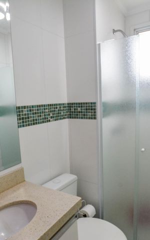 Apartamento à venda com 55m², 2 quartos e 1 vaga Apartamento à venda com 55m², 2 quartos e 1 vagaBanheiro Social