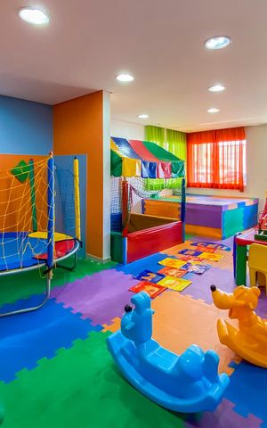 Apartamento à venda com 55m², 2 quartos e 1 vaga Apartamento à venda com 55m², 2 quartos e 1 vagaÁrea comum - Playground