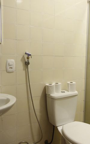 Casa de condomínio para alugar com 80m², 2 quartos e 1 vagaBanheiro 1