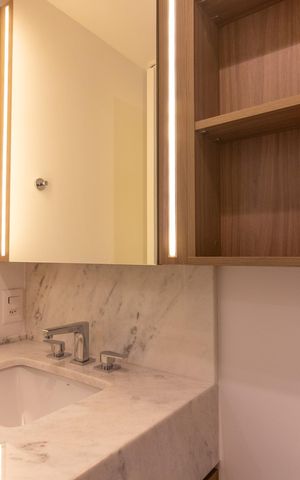 Studio para alugar com 30m², 1 quarto e 1 vaga Studio para alugar com 30m², 1 quarto e 1 vagaBanheiro