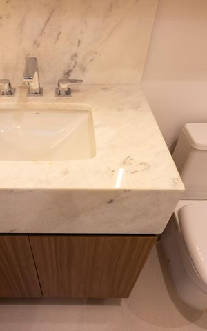 Studio para alugar com 30m², 1 quarto e 1 vaga Studio para alugar com 30m², 1 quarto e 1 vagaBanheiro