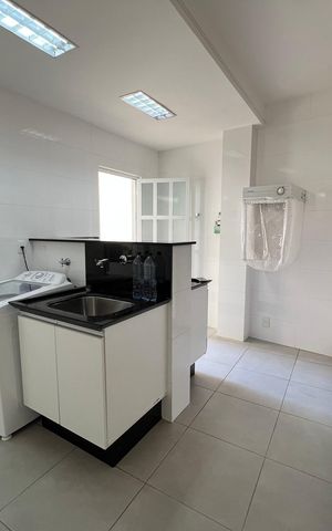 Casa de condomínio para alugar com 527m², 4 quartos e 4 vagas
