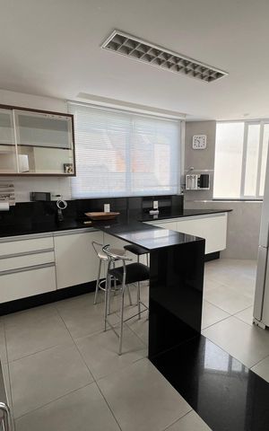 Casa de condomínio para alugar com 527m², 4 quartos e 4 vagas