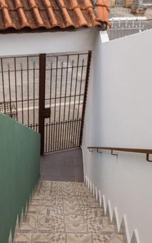 Casa à venda com 360m², 6 quartos e 5 vagas Casa à venda com 360m², 6 quartos e 5 vagasCasa 2 - Área Externa