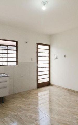 Casa à venda com 360m², 6 quartos e 5 vagas Casa à venda com 360m², 6 quartos e 5 vagasCasa 3 - Sala/Cozinha
