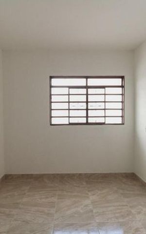 Casa à venda com 360m², 6 quartos e 5 vagas Casa à venda com 360m², 6 quartos e 5 vagasCasa 3 - Quarto