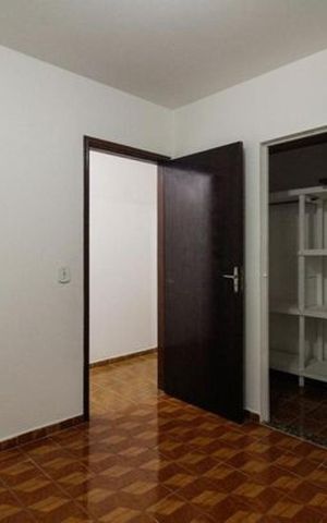 Casa à venda com 360m², 6 quartos e 5 vagas Casa à venda com 360m², 6 quartos e 5 vagasCasa 1 - Quarto 1