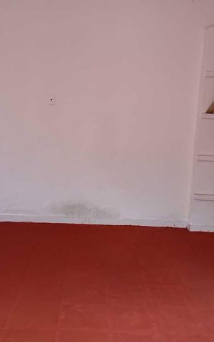 Casa à venda com 180m², 3 quartos e sem vaga Casa à venda com 180m², 3 quartos e sem vagaQuarto