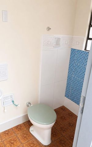 Casa à venda com 180m², 3 quartos e sem vaga