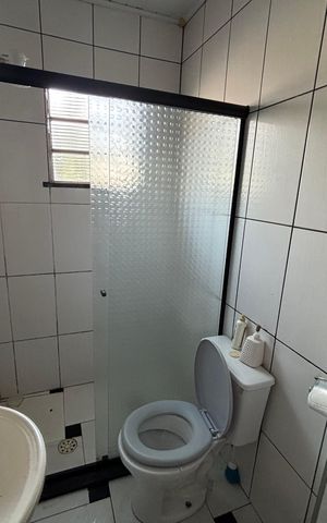 Casa à venda com 99m², 3 quartos e sem vaga Casa à venda com 99m², 3 quartos e sem vagaBanheiro