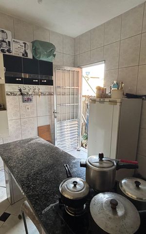 Casa à venda com 99m², 3 quartos e sem vaga Casa à venda com 99m², 3 quartos e sem vagaCozinha