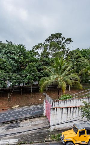 Casa à venda com 200m², 3 quartos e 5 vagas Casa à venda com 200m², 3 quartos e 5 vagasVista Varanda suite