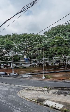 Casa à venda com 200m², 3 quartos e 5 vagas Casa à venda com 200m², 3 quartos e 5 vagasVista quintal
