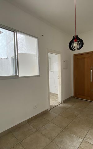 Apartamento à venda com 1300m², 2 quartos e sem vagaSala