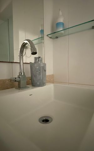 Apartamento à venda com 1300m², 2 quartos e sem vagaBanheiro
